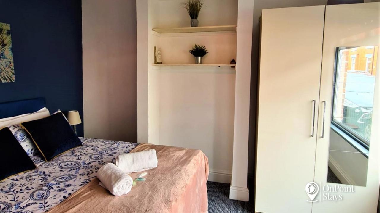 Lovely Spacious 5 Bedroom Home Near Chester City Centre מראה חיצוני תמונה