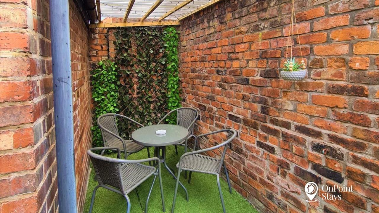 Lovely Spacious 5 Bedroom Home Near Chester City Centre מראה חיצוני תמונה